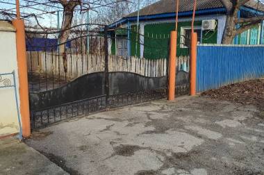 Casă - gospodărie cu toate comoditățile img