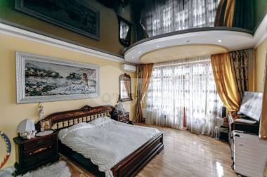 Casă 3 nivele, 250 mp, Centru 295000 € img