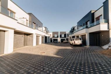 Townhouse 168m img