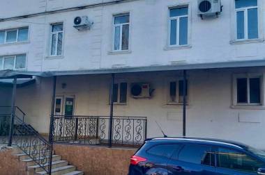 Сдаются в аренду офисные помещения площадью 36, 42 и 100 м2. img
