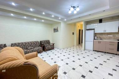 Chirie! Centru, str. București, spațiu comercial 70 m2. Euroreparație! img