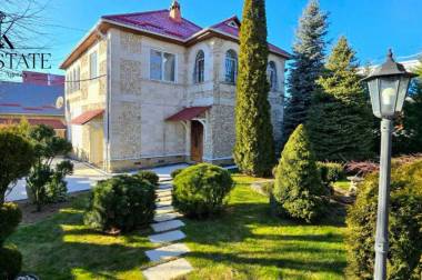 Se vinde o casă cu 2 nivele în Colonița img