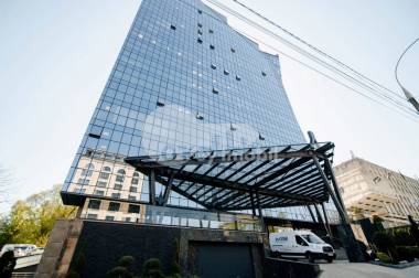 Chirie! Oficiu, 500 mp, prima linie, Royal Tower, 9000 € img