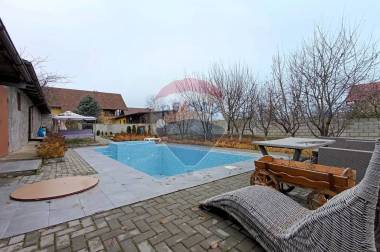 Casă Excepțională cu 2 Nivele și Confort Premium – Piscină, Foișoare și Căsuță pentru Oaspeți! img