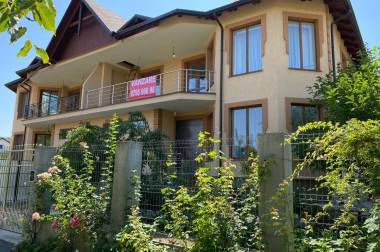 Vindem o casă de tip duplex în sectorul Buiucani. img