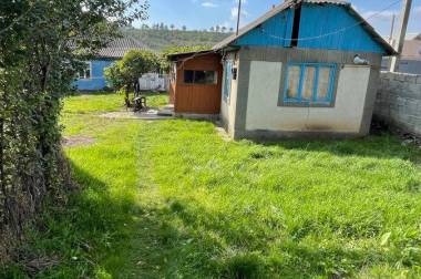 Casă bătrînească în orasul Sîngerei cu teren de 17 ari. Prețul Negociabil. img