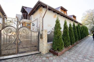 Casă spre vânzare cu 4 camere, 190 m2 în Chișinău, Ciocana img