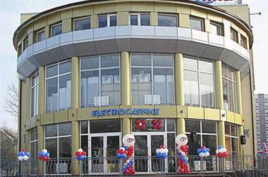 Сдаём в аренду 1-й; 2-й и 3-й этажи Коммерч. центра mun.Cahul, str.Prospectul Republicii 15/11 img