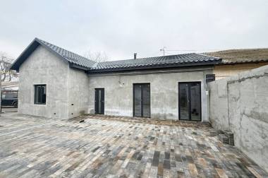 Casa Comrat img