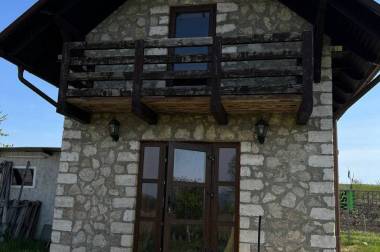 Vind Casa impreuna cu teren de 1 ha img