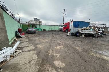 в районе авторынка прункул открытая площадка с офисом img
