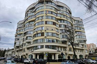1-комнатная квартира, 56 м², Центр, Кишинёв img